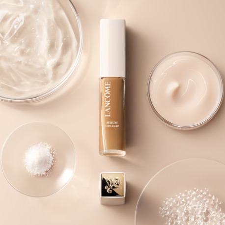LANCÔME Teint Idole Ultra Wear Care & Glow - Serum Concealer LANCÔME Teint Idole Ultra Wear Care & Glow - Serum Concealer